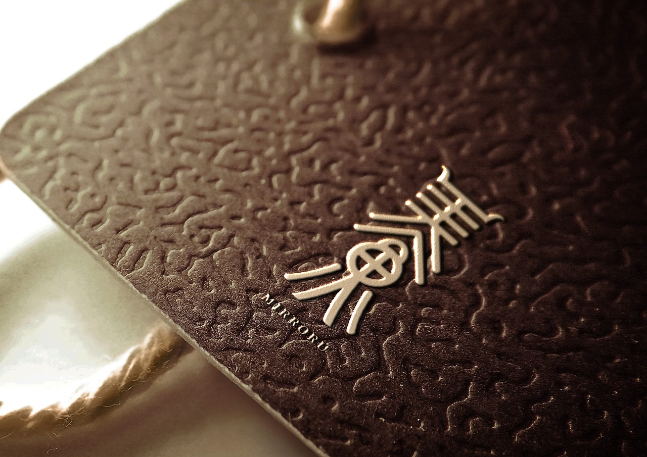 美人鱼MIRRORU 时尚品牌设计