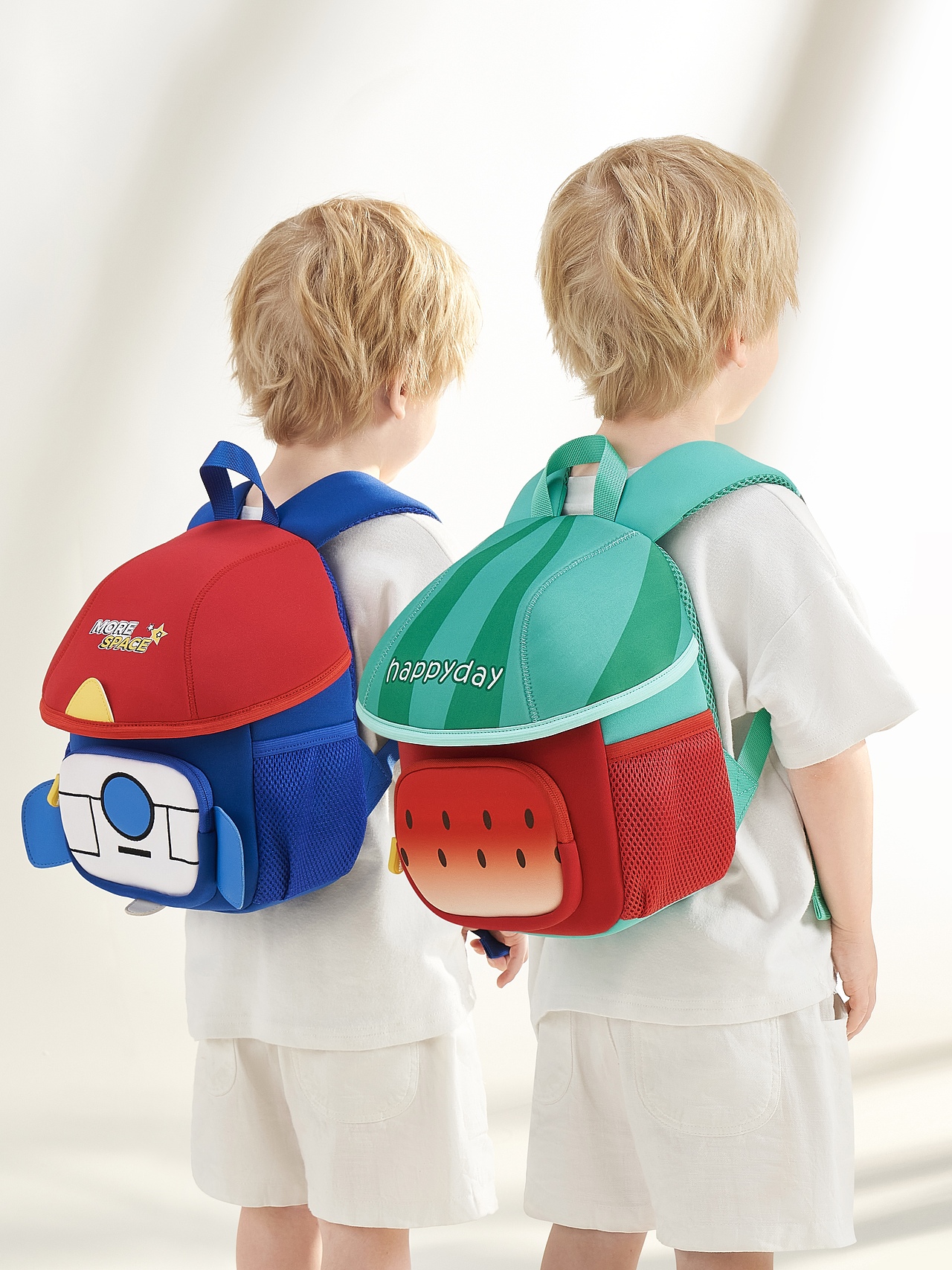 儿童书包商拍（图ZMzY4NTU3OTk2） - 产品摄影 - 站酷设计师浩浩浩天原创素材 - 站酷ZCOOL