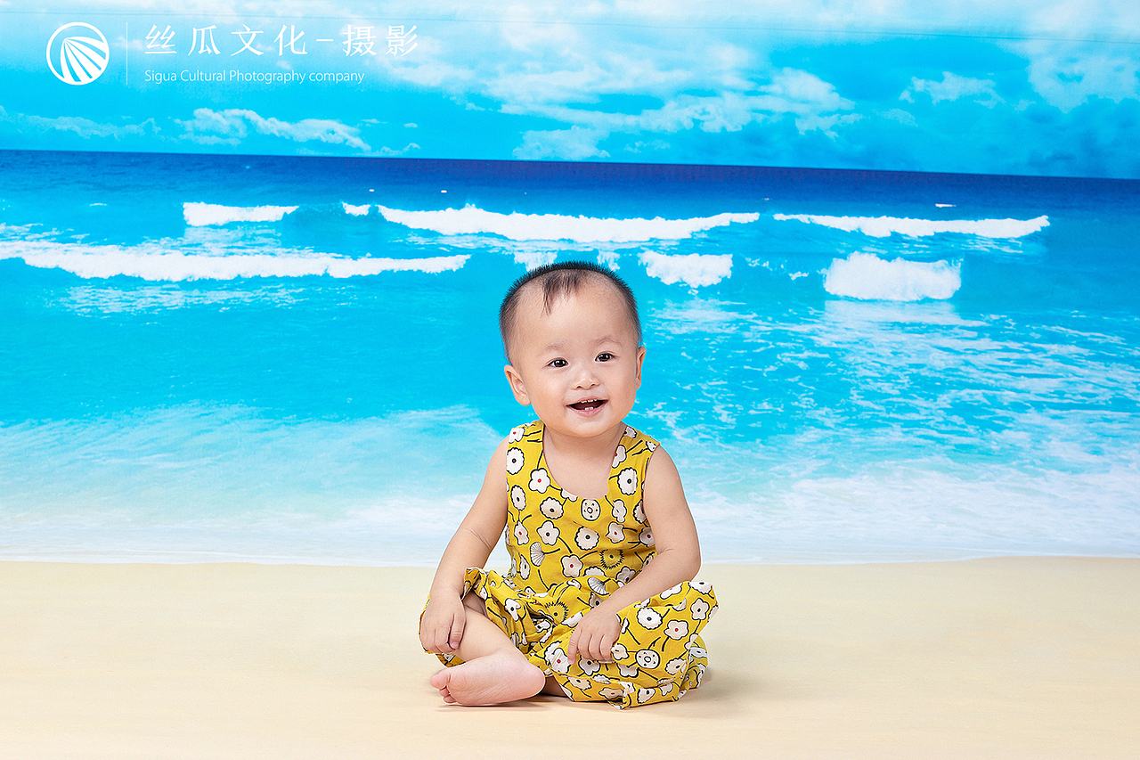 兒童周歲紀(jì)念照（圖ZMjY5NzkxMjA4） - 人像攝影 - 站酷設(shè)計(jì)師產(chǎn)品攝影精修原創(chuàng)素材 - 站酷ZCOOL