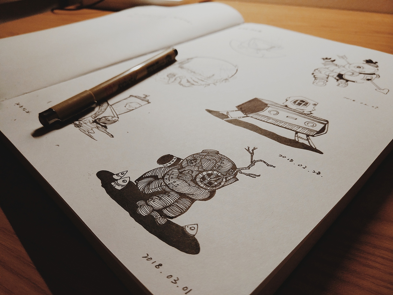 彩色与黑白（图ZMTEwODM0NTAw） - 创作习作 - 站酷设计师小丑师心疯原创素材 - 站酷ZCOOL