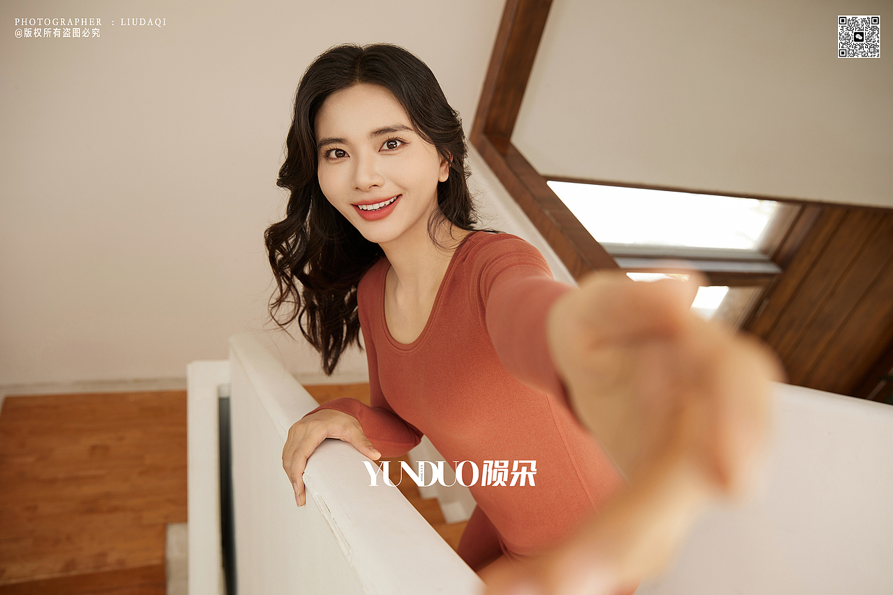 衫棉保暖内衣 无印良品保暖 日式户外保暖 剧情风格（图ZMzU0NTEzMTYw） - 产品摄影 - 站酷设计师陨朵商拍刘大奇原创素材 - 站酷ZCOOL