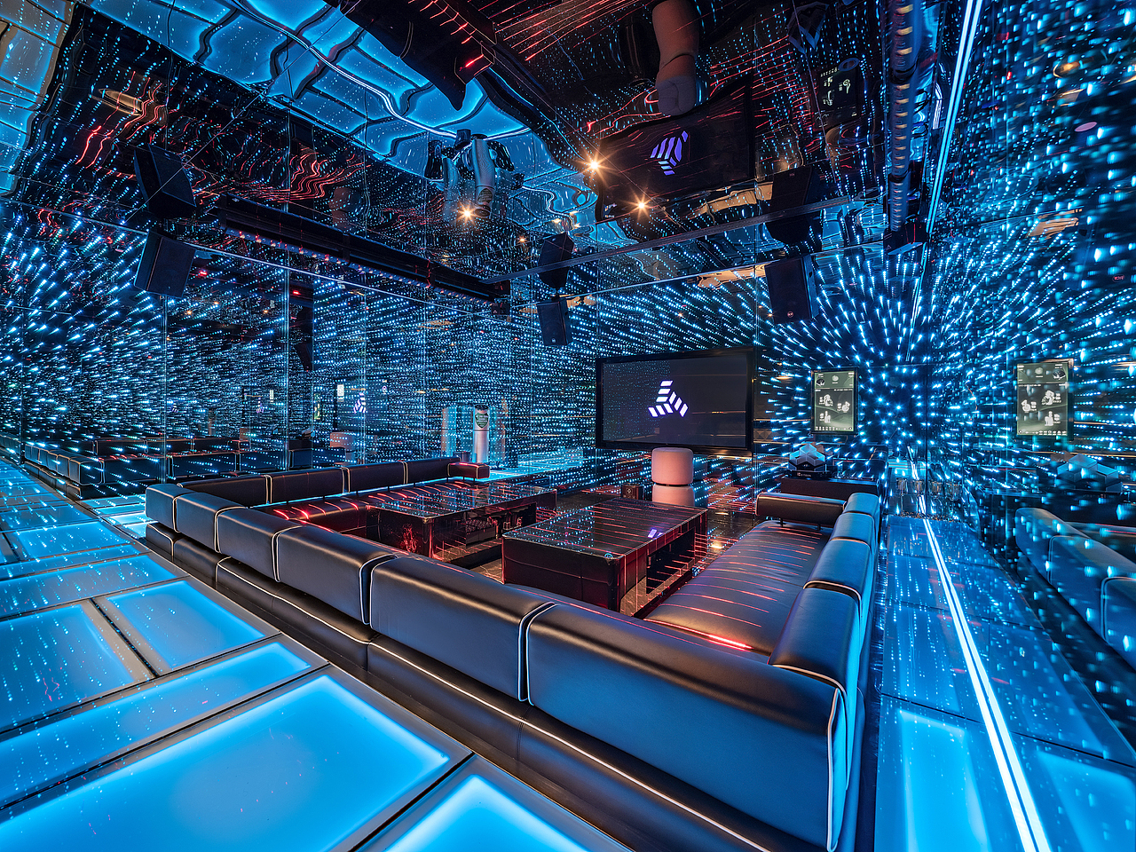 商业娱乐空间/杭州PARTYWIN(凤起路店)（图ZMzAxMjk4MTMy） - 环境/建筑摄影 - 站酷设计师疯筝1978原创素材 - 站酷ZCOOL
