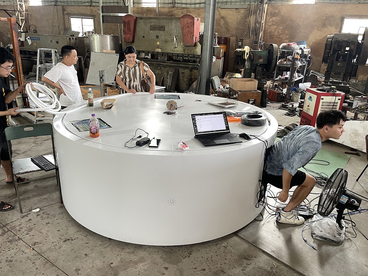 魔方互动装置 寓教于乐的互动装置 