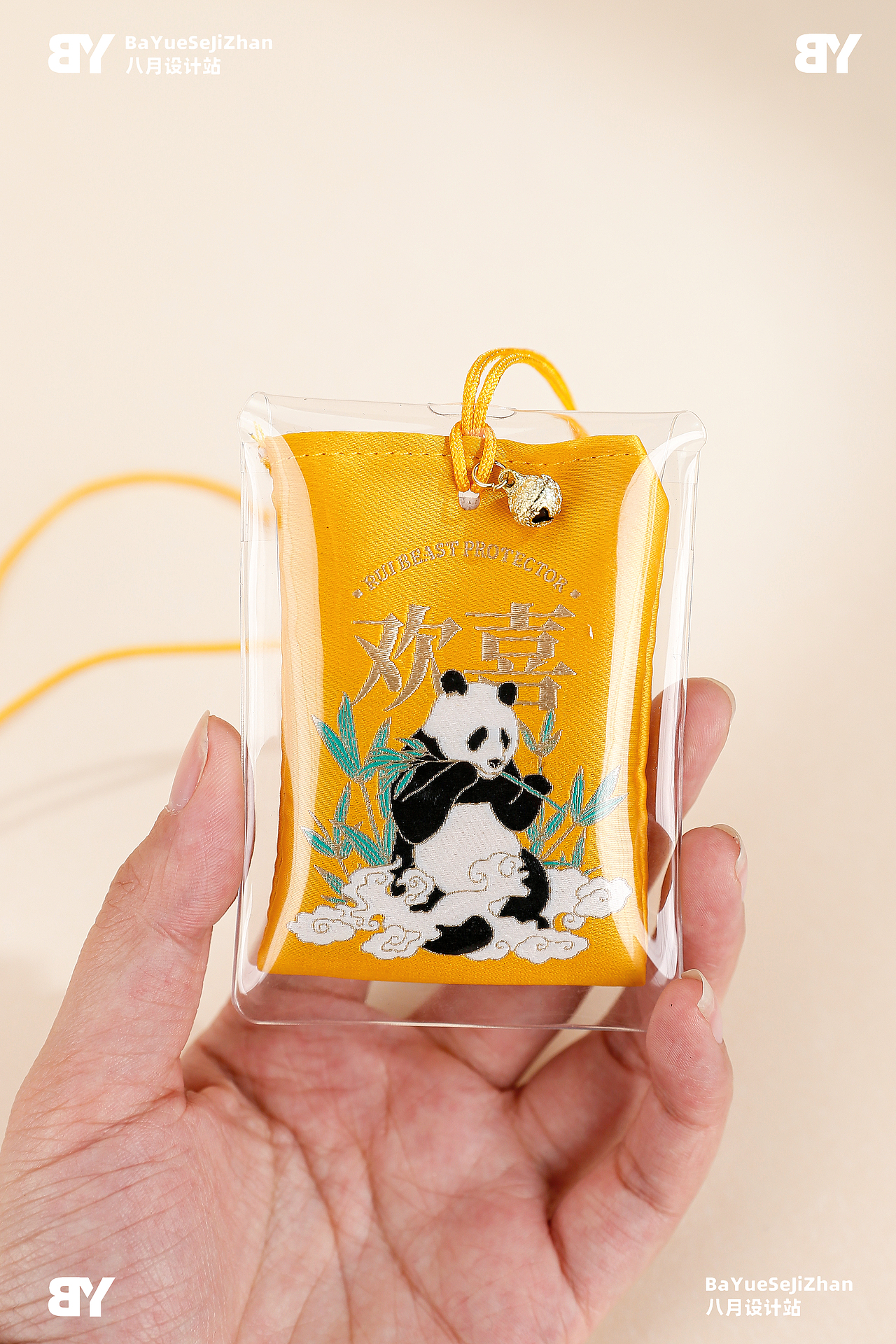 國潮文創(chuàng)《熊貓御守書簽》禮盒拍攝（圖ZMzY1ODEzNjA0） - 產(chǎn)品攝影 - 站酷設(shè)計(jì)師八月設(shè)計(jì)站原創(chuàng)素材 - 站酷ZCOOL