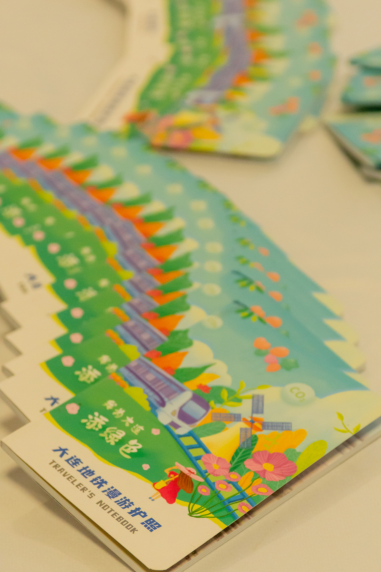 《大连地铁漫游护照》盖章本、站点章设计（图ZMzUzNjY1ODMy） - 商业插画 - 站酷设计师茜影画境原创素材 - 站酷ZCOOL