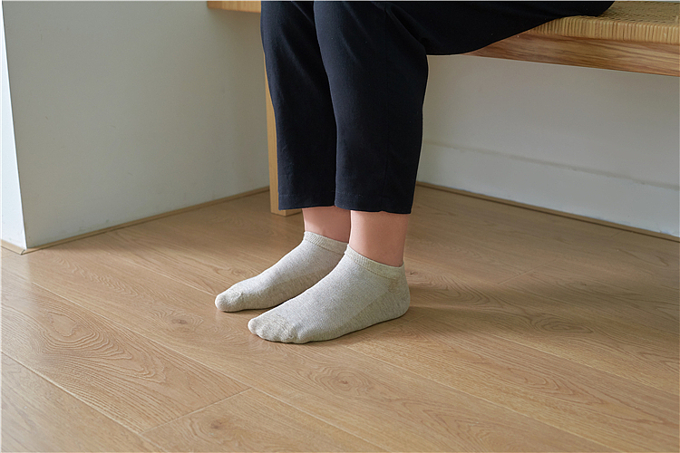 义乌袜子拍照,短袜长袜五指袜模特静物商业摄影