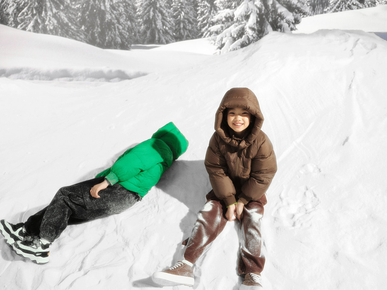 拍了下室内下雪Gxgkids 23aw campaign