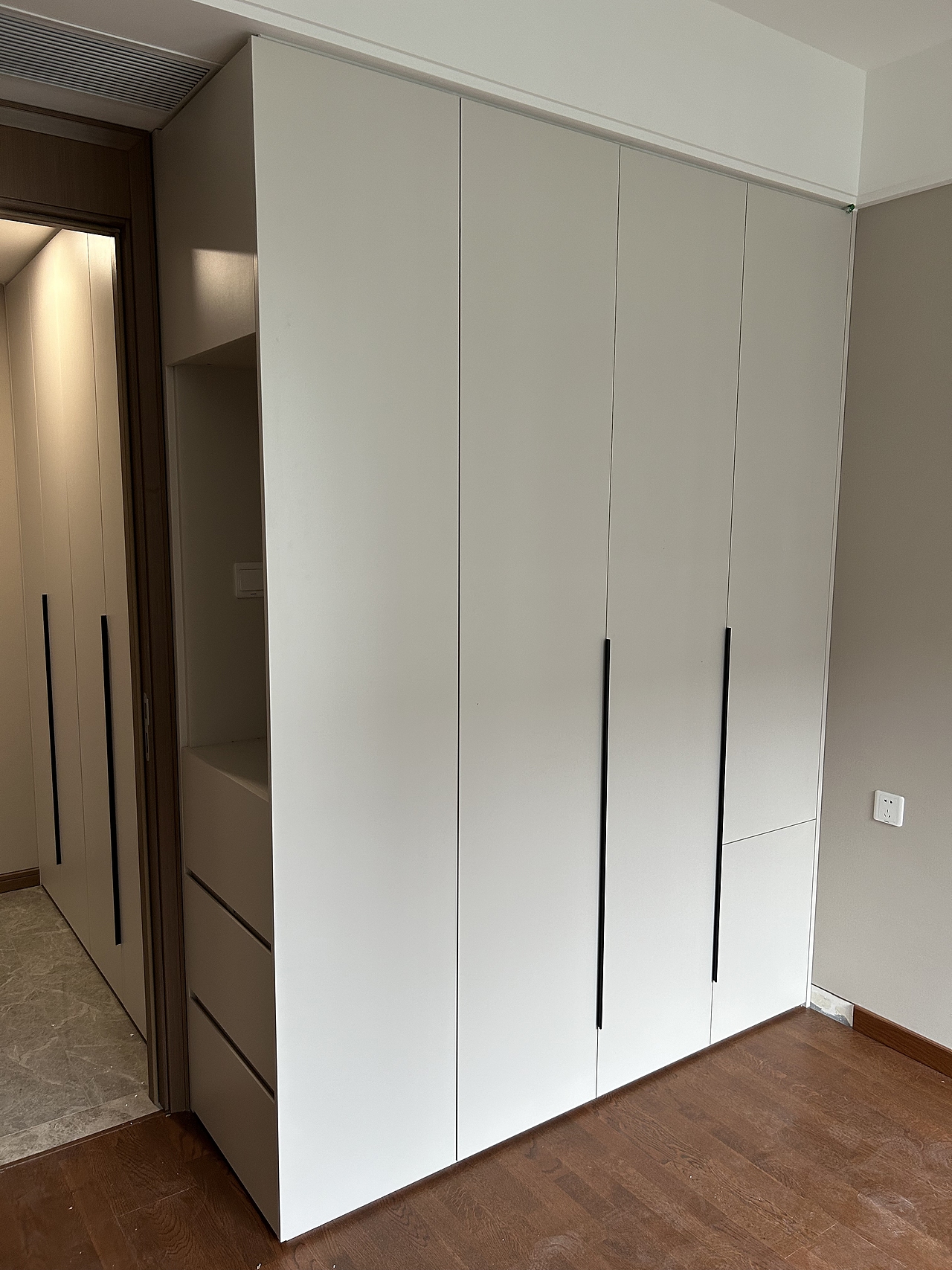 爱格U705+H1379落地效果