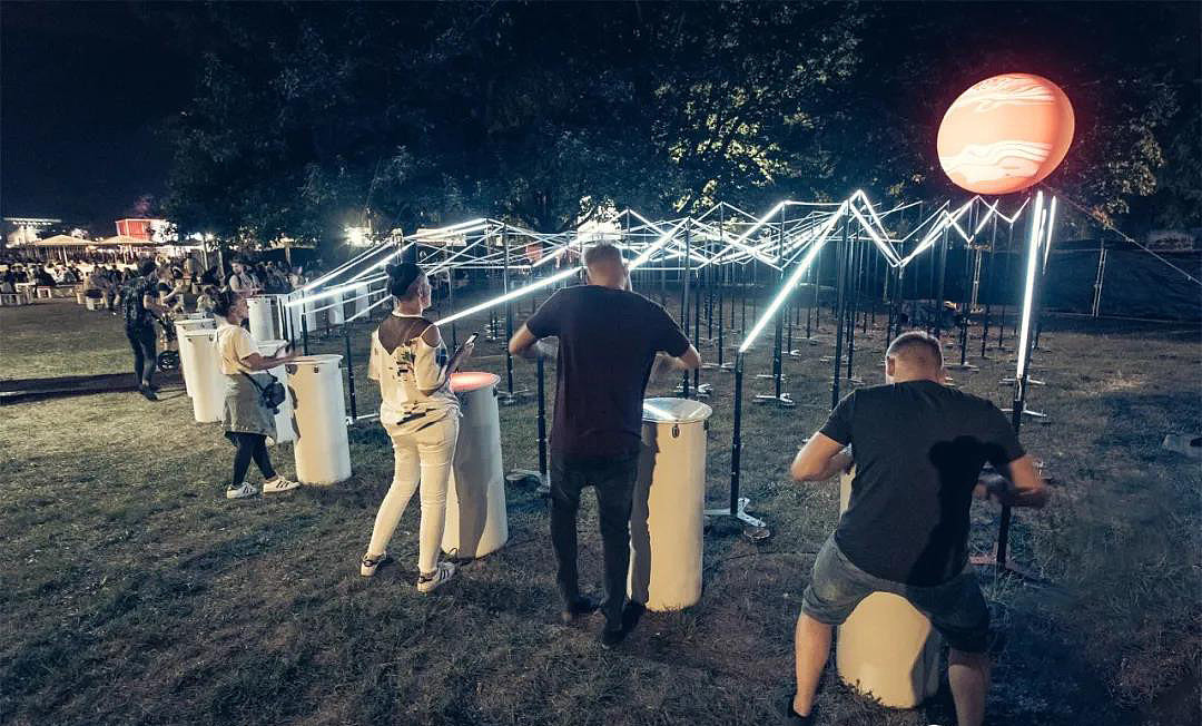 光波鼓 夜间的视觉盛宴 互动灯光装置 景区户外装置