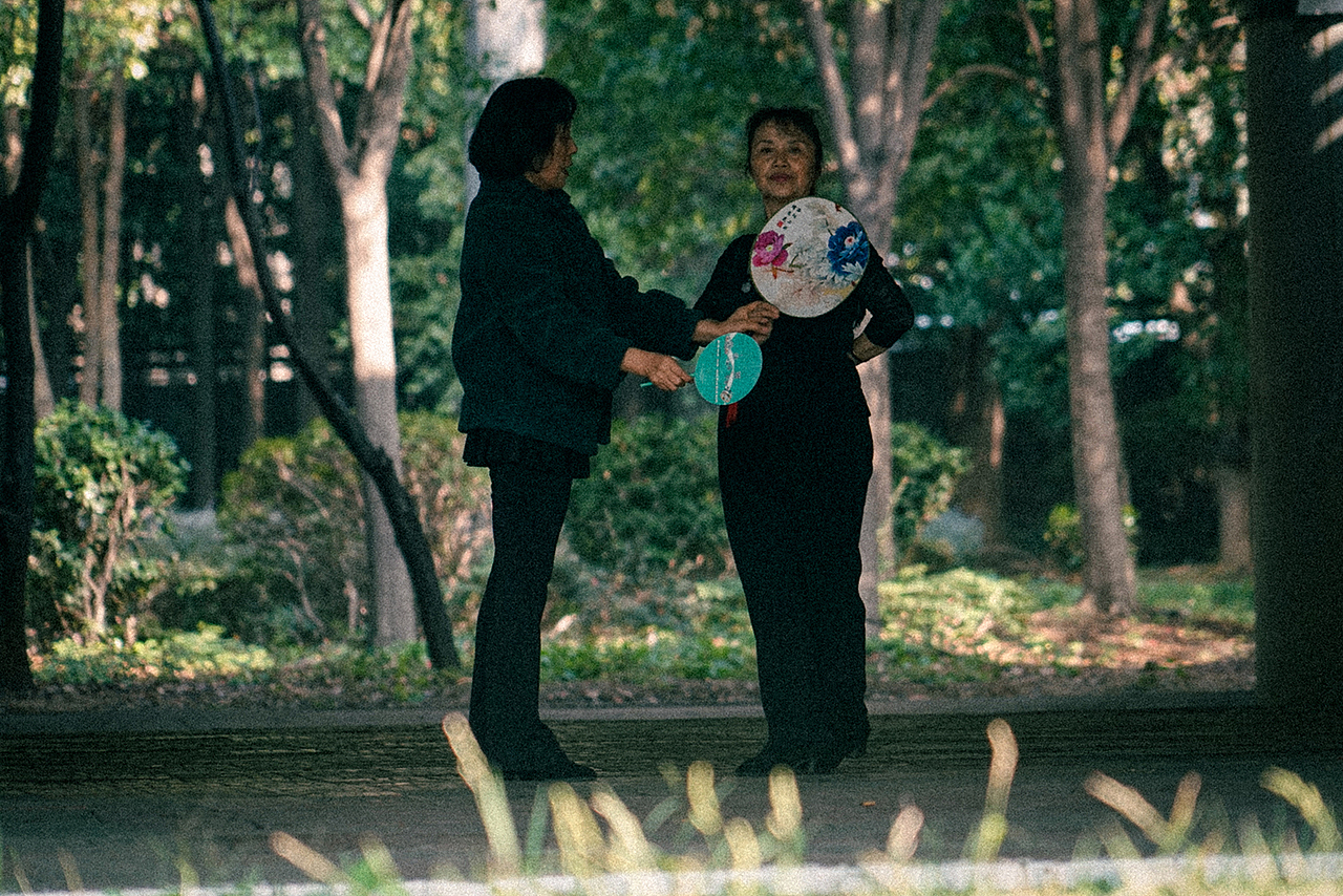 桥下（图ZMzI2MDQ5MjQw） - 人文/纪实摄影 - 站酷设计师大面条原创素材 - 站酷ZCOOL