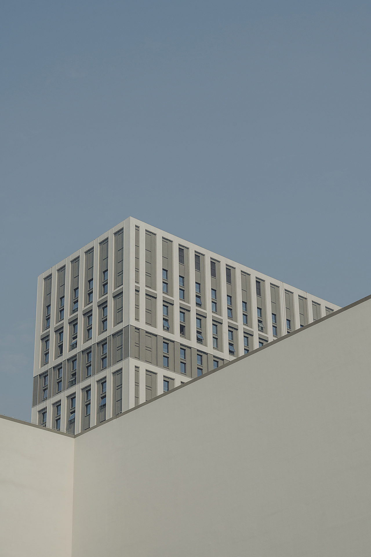 我们这边新建的一个图书馆，太适合出片了（图ZMzYwNDcyODQ0） - 环境/建筑摄影 - 站酷设计师图乐摄影师原创素材 - 站酷ZCOOL