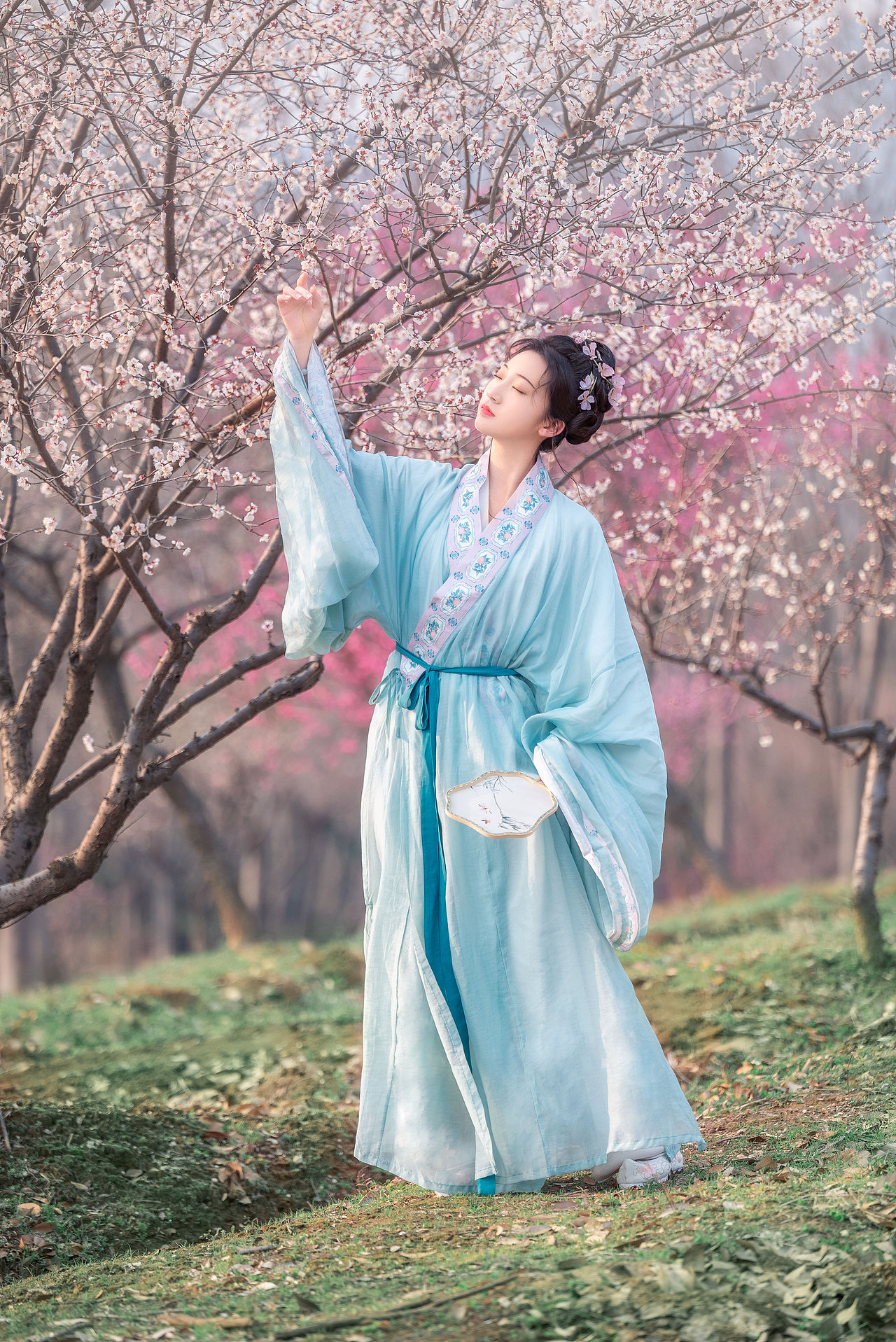 梅间酒（图ZMzE1MjY4MTM2） - 人像摄影 - 站酷设计师糊涂仙人LEO原创素材 - 站酷ZCOOL
