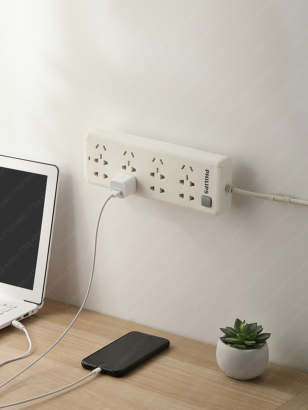 居家日用——插排固定器