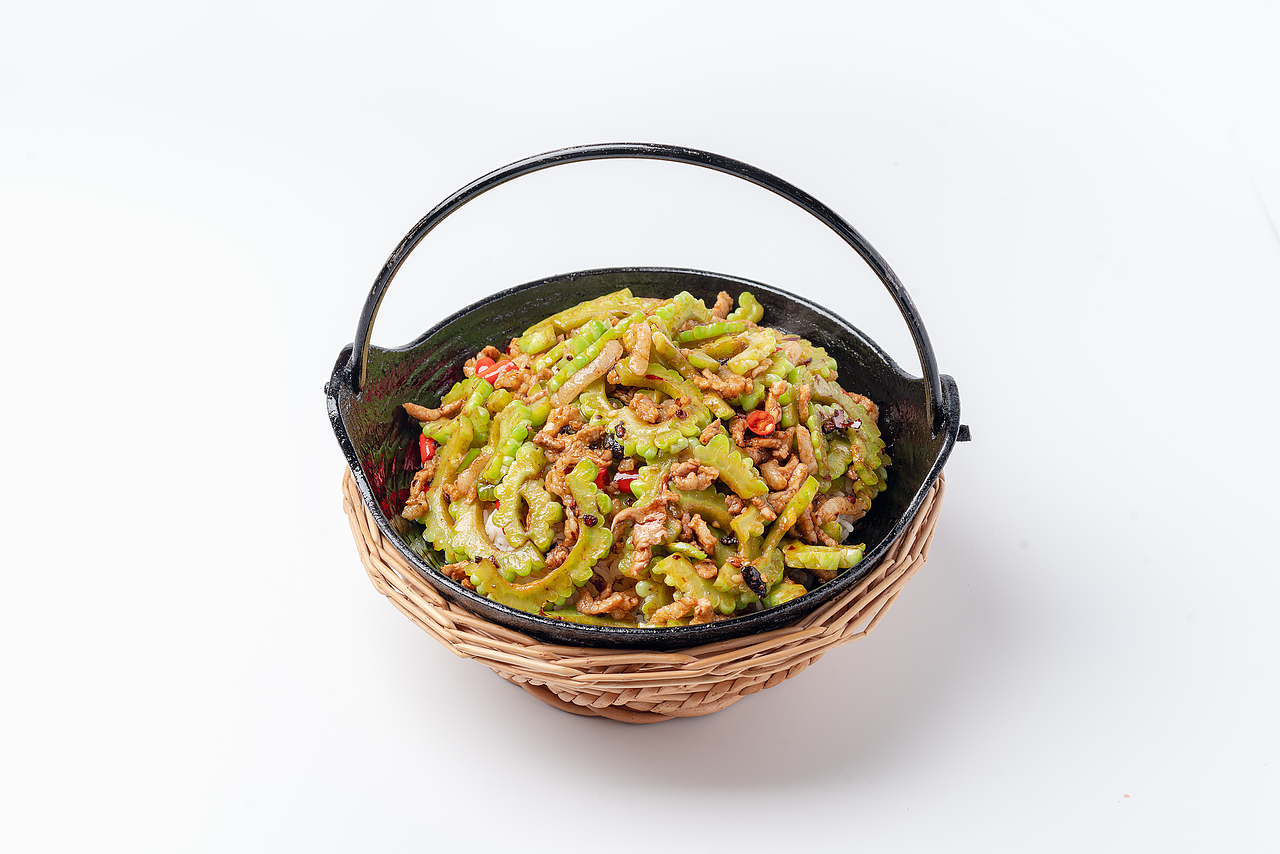 一位恩施姑娘的吊锅饭 - 土家姑娘吊锅