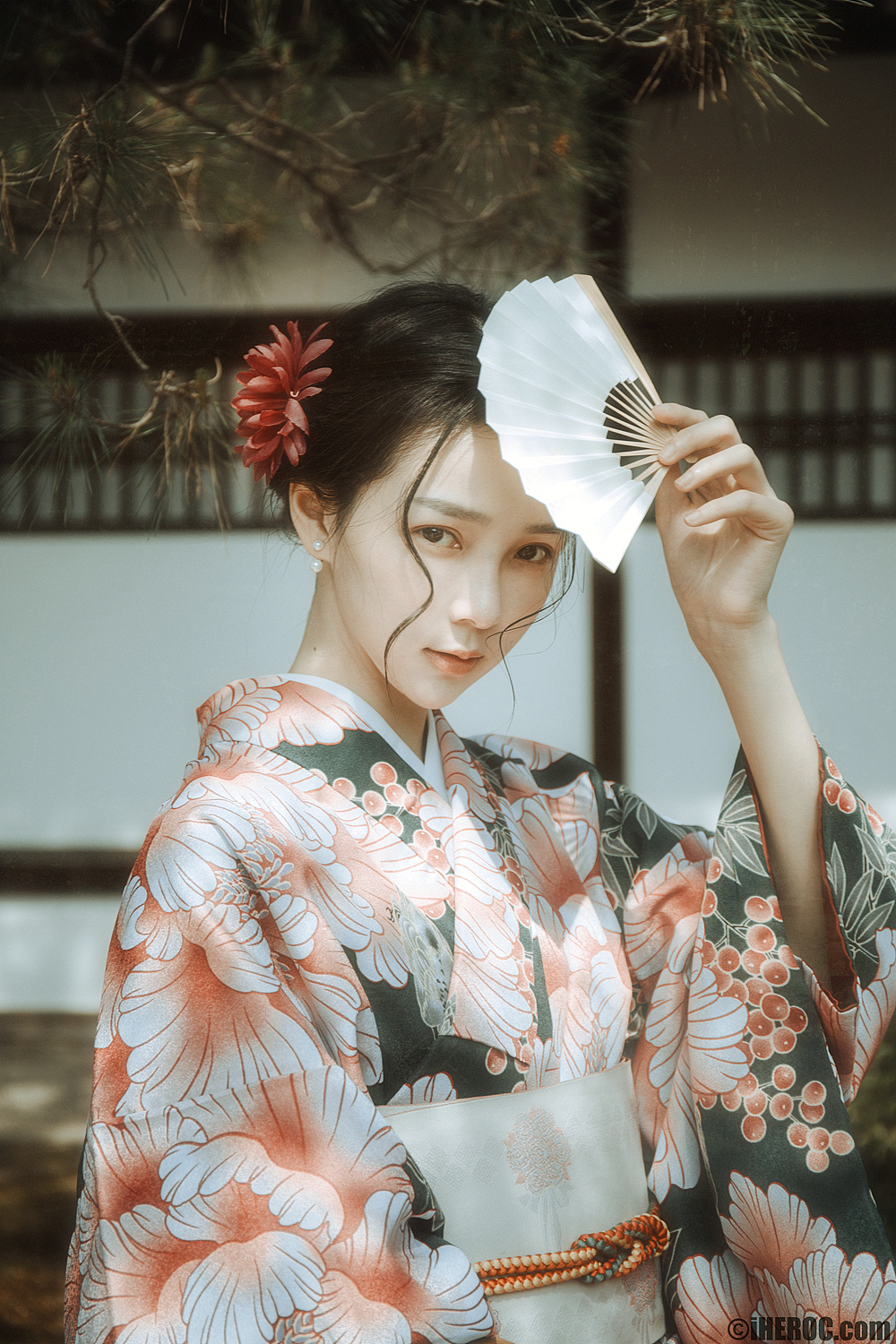 鸭川河畔（图ZOTMyMzI1OTI=） - 人像摄影 - 站酷设计师海螺壳原创素材 - 站酷ZCOOL