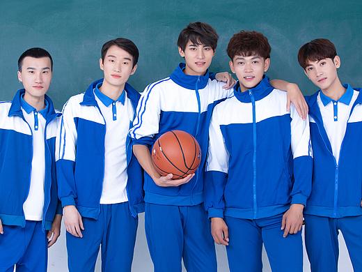 时空少年团照片资料校服
