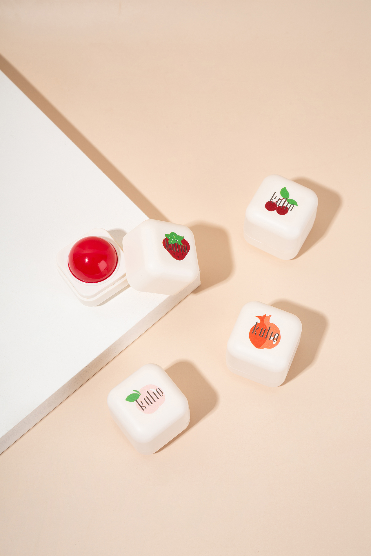 小方块润唇膏拍摄