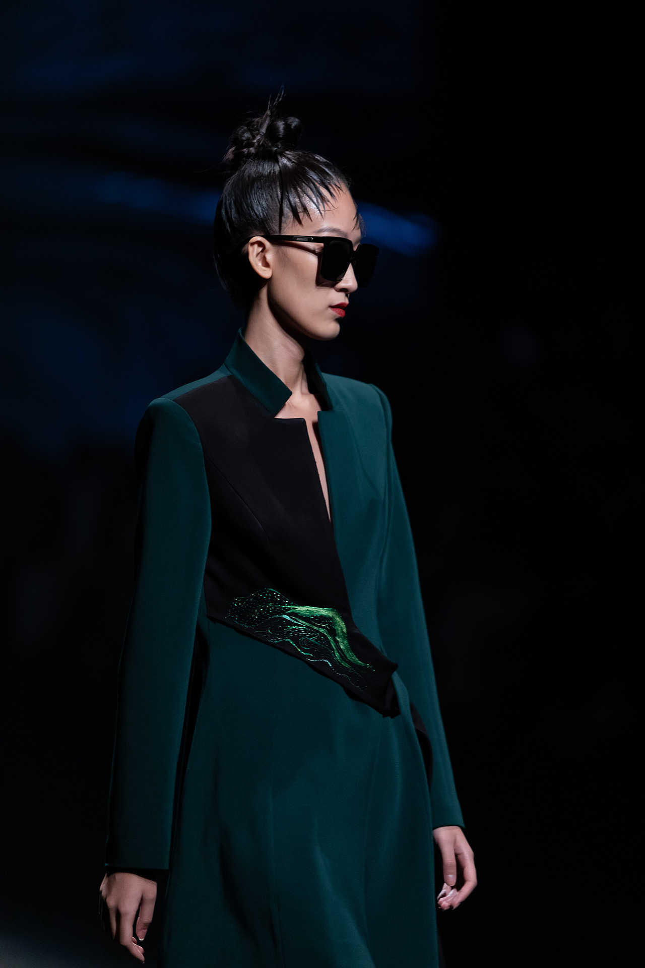 2021广东时装周：若水I NUI CHOICE 女哲.彭佩宜（图ZMjc2NjY5MTQ4） - 时尚/艺术摄影 - 站酷设计师小S视觉原创素材 - 站酷ZCOOL