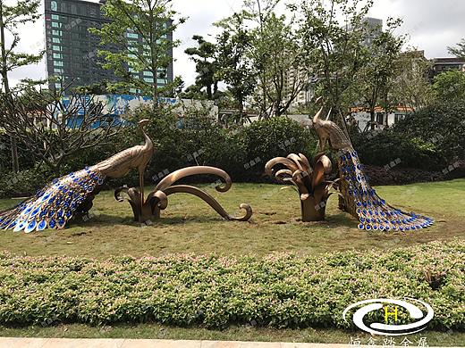 蓝宝石不锈钢孔雀雕塑  写实不锈钢瑞兽凤凰之子雕塑 
