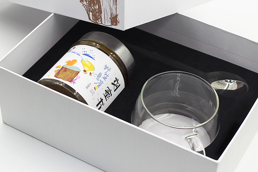 刘蜜书包装设计:指挥家和他的《森林的甜蜜曲》