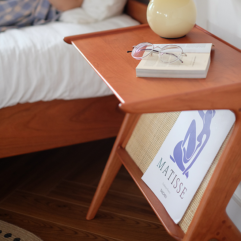 筑物/小七床头柜