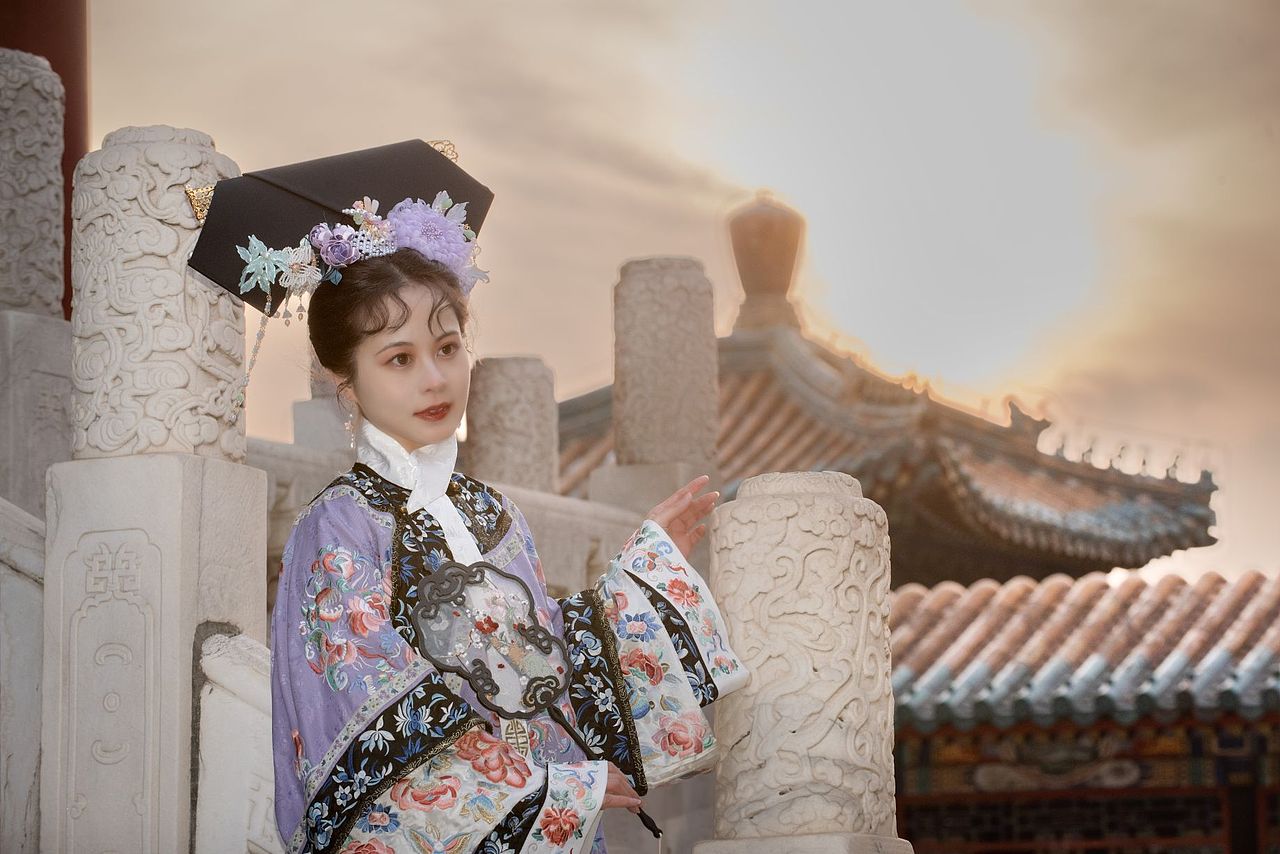 宫闱重重（图ZMzYxNjI1MjIw） - 人像摄影 - 站酷设计师摄影爱好者江枫原创素材 - 站酷ZCOOL