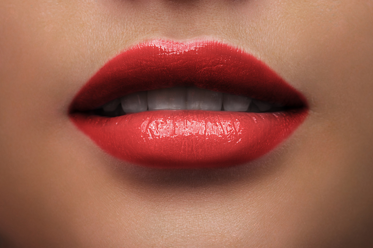 《Lip temptation》唇彩广告拍摄|摄影|人像|EVDSTUDIO - 原创作品 - 站酷 (ZCOOL)