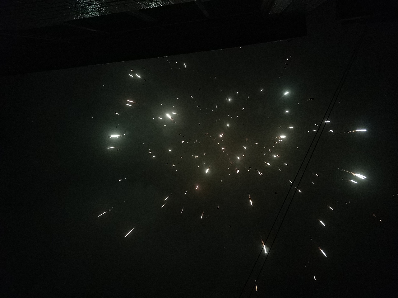 煙火&星空（圖ZMTA1MjE2OTM2） - 人文/紀(jì)實(shí)攝影 - 站酷設(shè)計師李誠原創(chuàng)素材 - 站酷ZCOOL