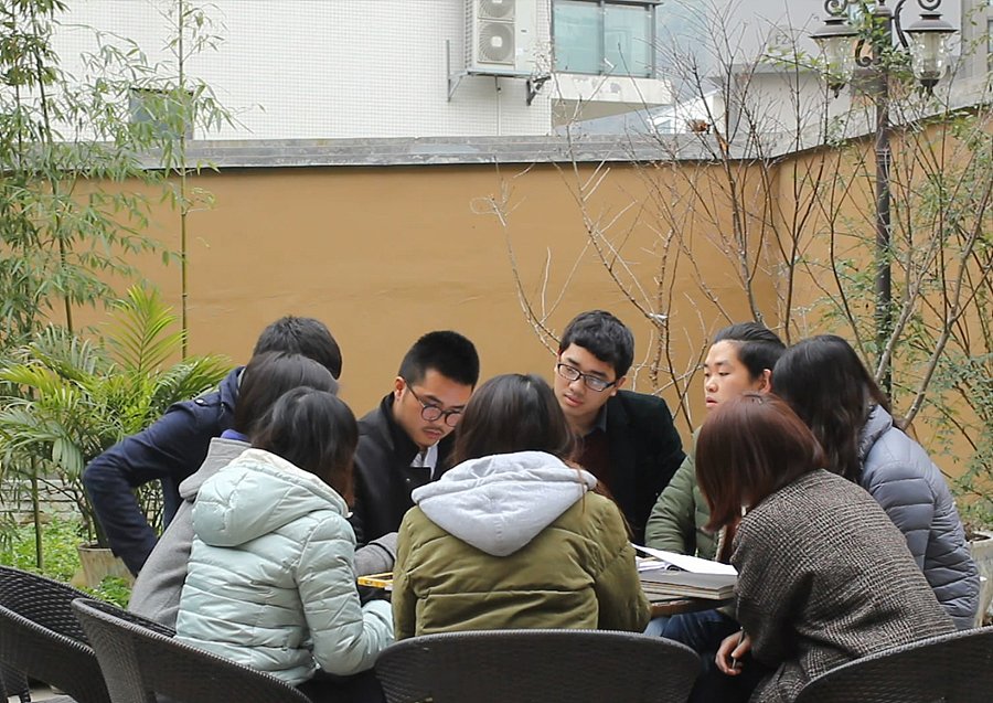 上行设计/贵州创意联盟2015版形象设计