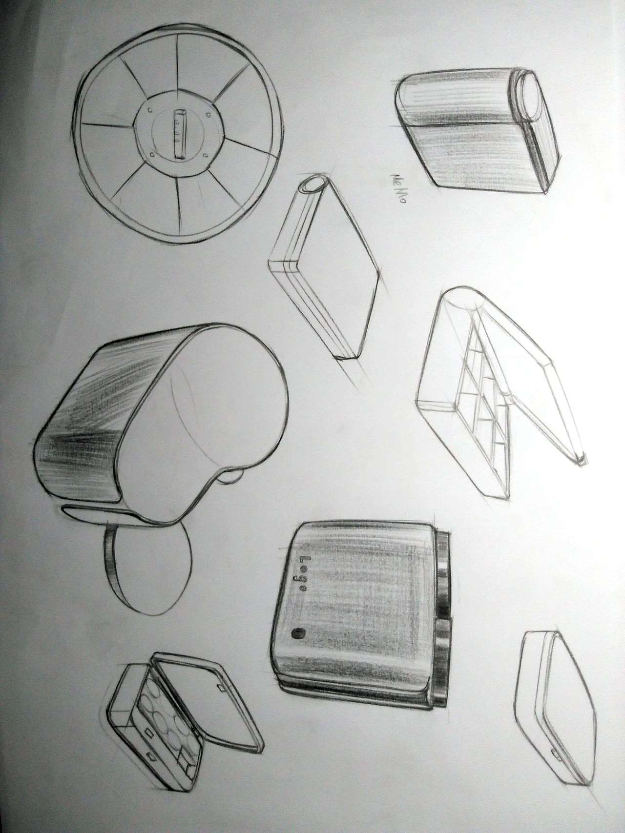 手繪集訓(xùn)-design for elderly 智能藥盒 23.0（圖ZODI3ODQzOTY=） - 生活用品 - 站酷設(shè)計(jì)師GTTKJOE原創(chuàng)素材 - 站酷ZCOOL