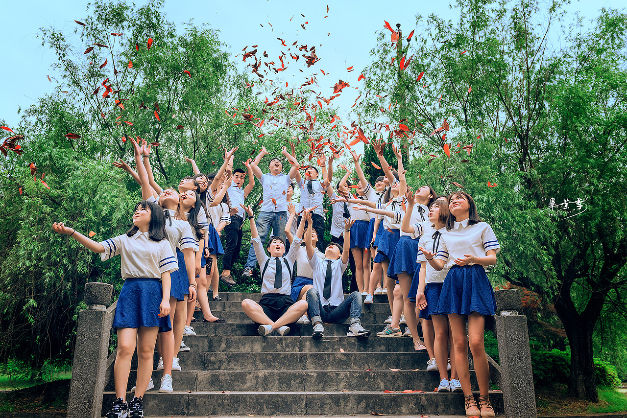 【2017毕业】快乐旅程（图ZNzkyMjY5ODA=） - 人像摄影 - 站酷设计师摄影李松波原创素材 - 站酷ZCOOL