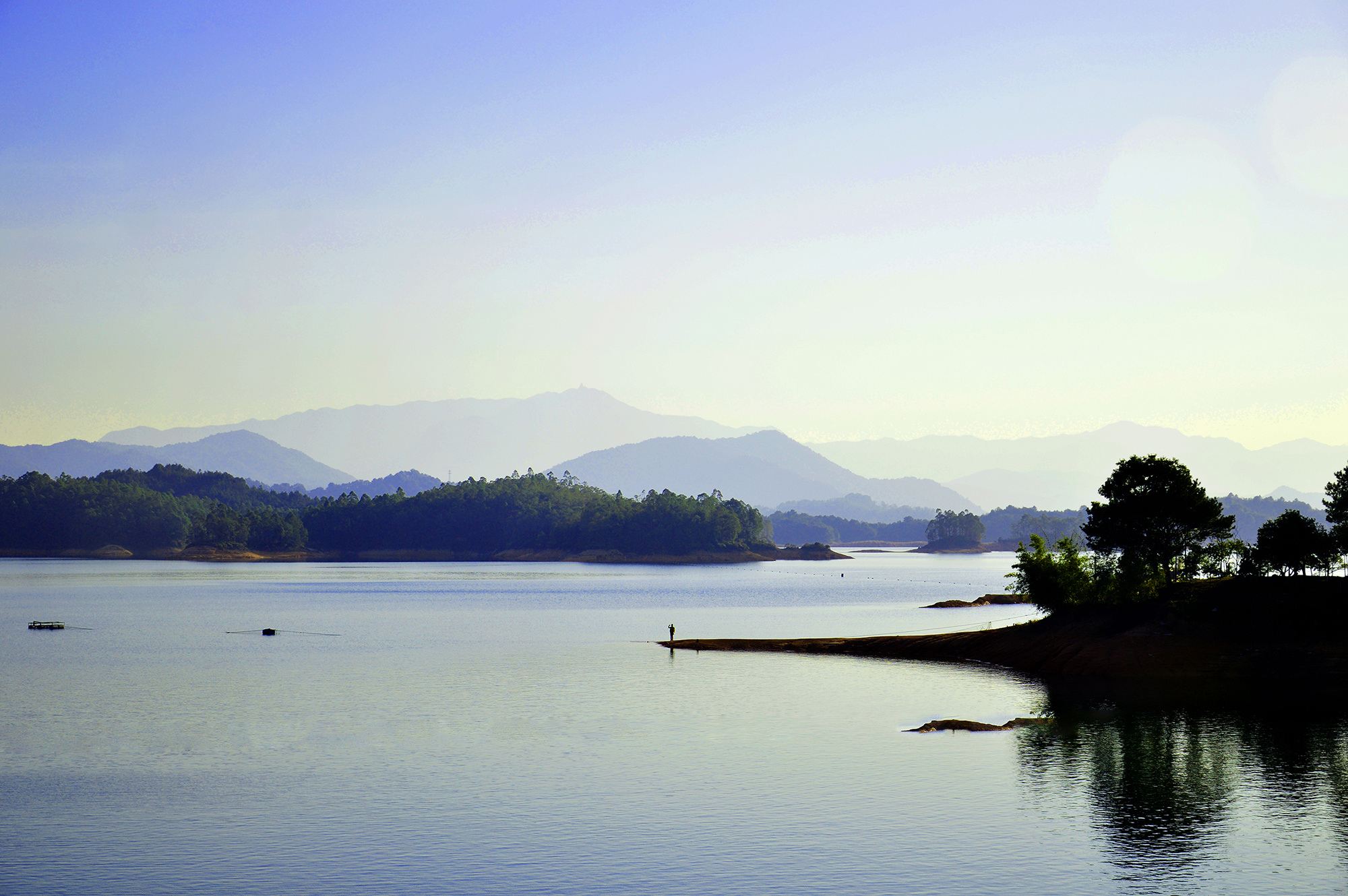 青山碧水万绿湖 舒缓悠扬的纯净自然之旅(2)_旅游摄影-蜂鸟网