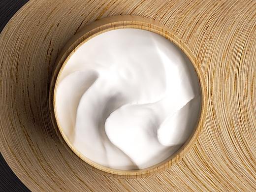 雪花膏