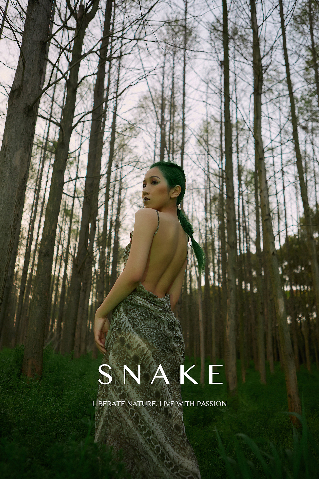 时尚摄影创作丨小蛇（图ZMjUyNzA0MTcy） - 人像摄影 - 站酷设计师擦狼原创素材 - 站酷ZCOOL