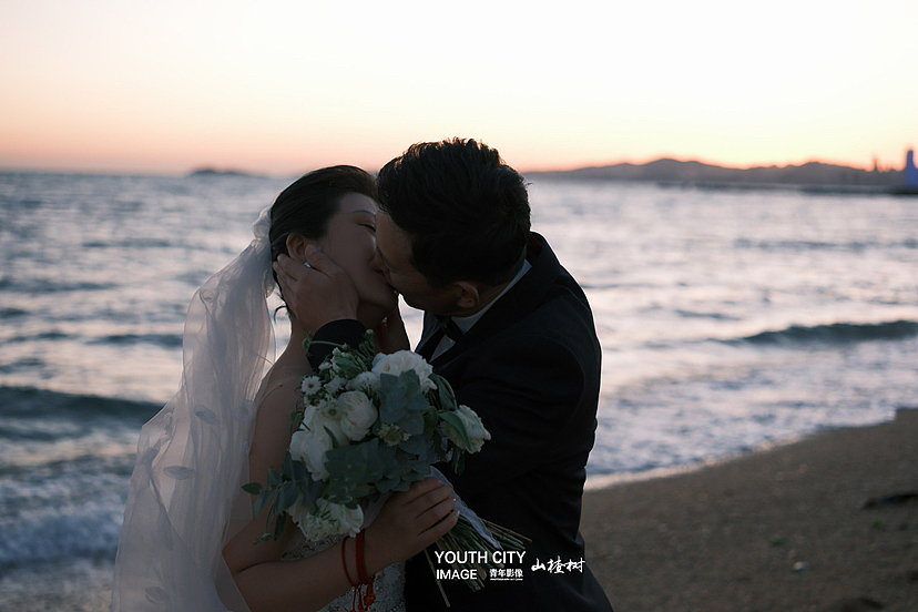 大连婚纱照（图ZMzE5MDI3ODMy） - 人像摄影 - 站酷设计师山楂树摄影原创素材 - 站酷ZCOOL