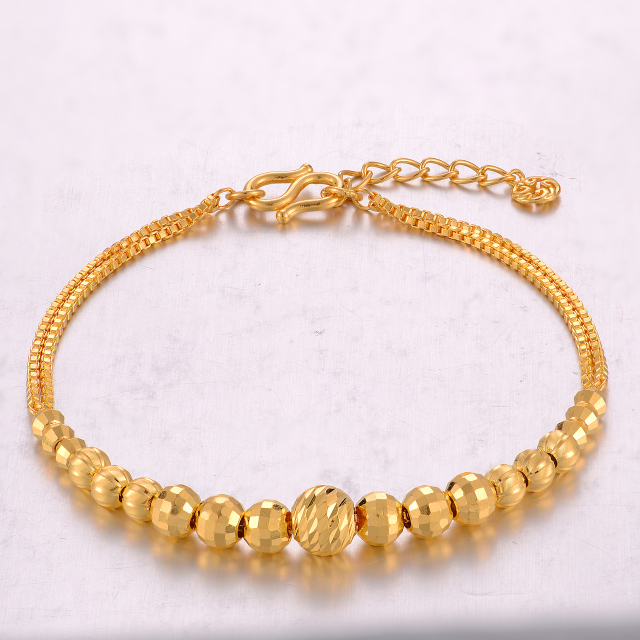 黄金饰品白底图