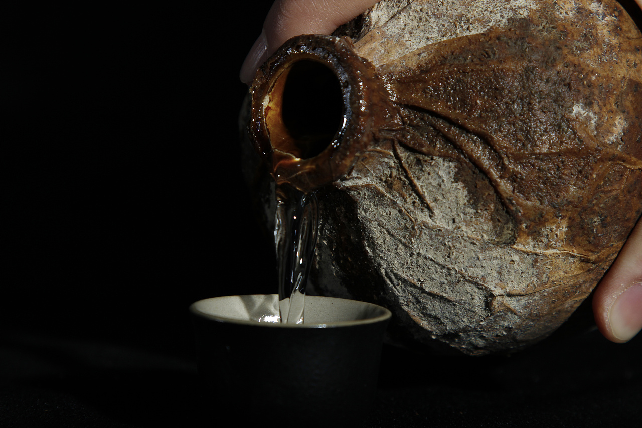 洞藏老酒产品摄影