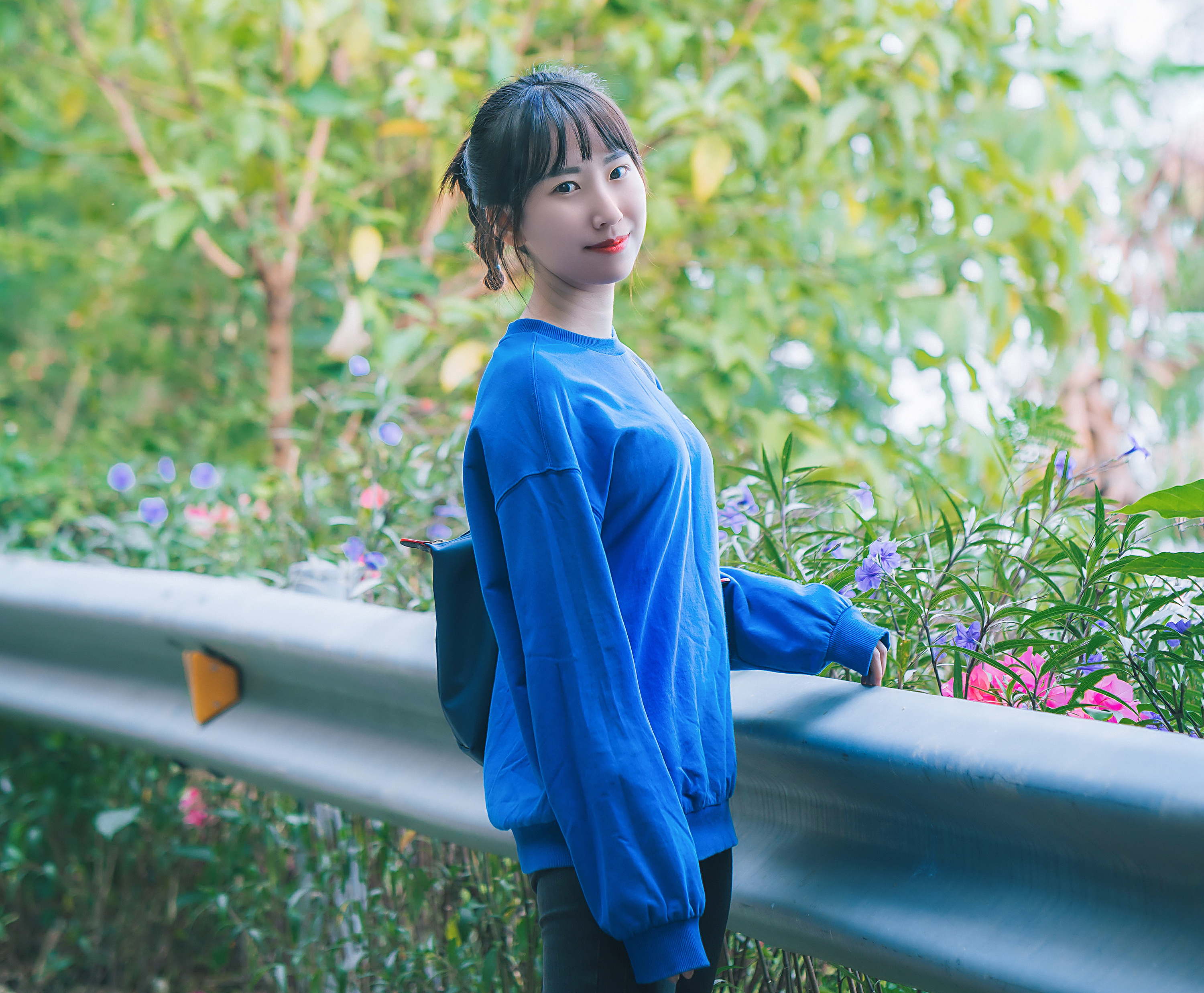 周末-轧马路|摄影|人像摄影|kinvid - 原创作品 - 站酷 (zcool)