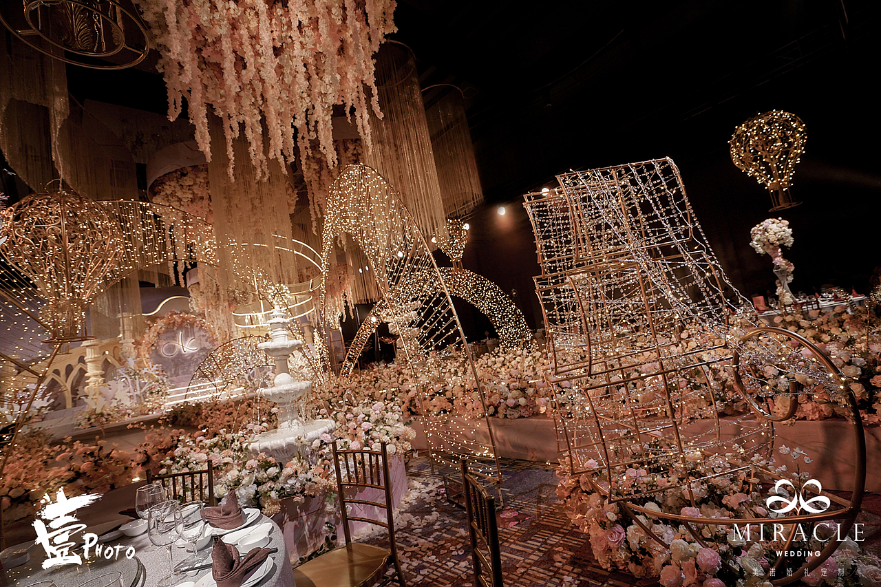 婚禮宴會設(shè)計作品—《星光游樂園》（圖ZMTQ0NjAxMzU2） - 舞臺美術(shù) - 站酷設(shè)計師宴會設(shè)計師云龍原創(chuàng)素材 - 站酷ZCOOL