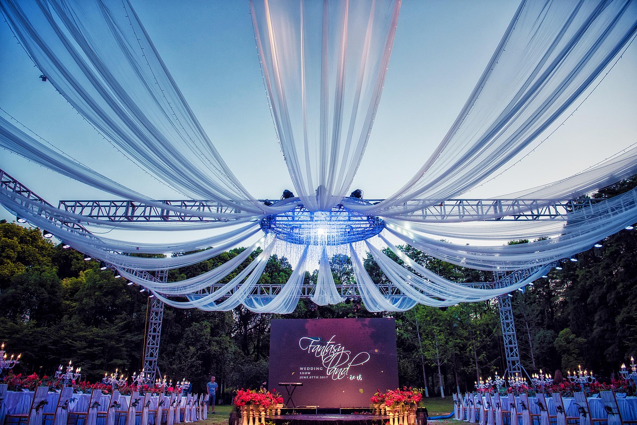 户外活动：婚礼秀（图ZMTU2MTczMDYw） - 人文/纪实摄影 - 站酷设计师摄影人雯子原创素材 - 站酷ZCOOL