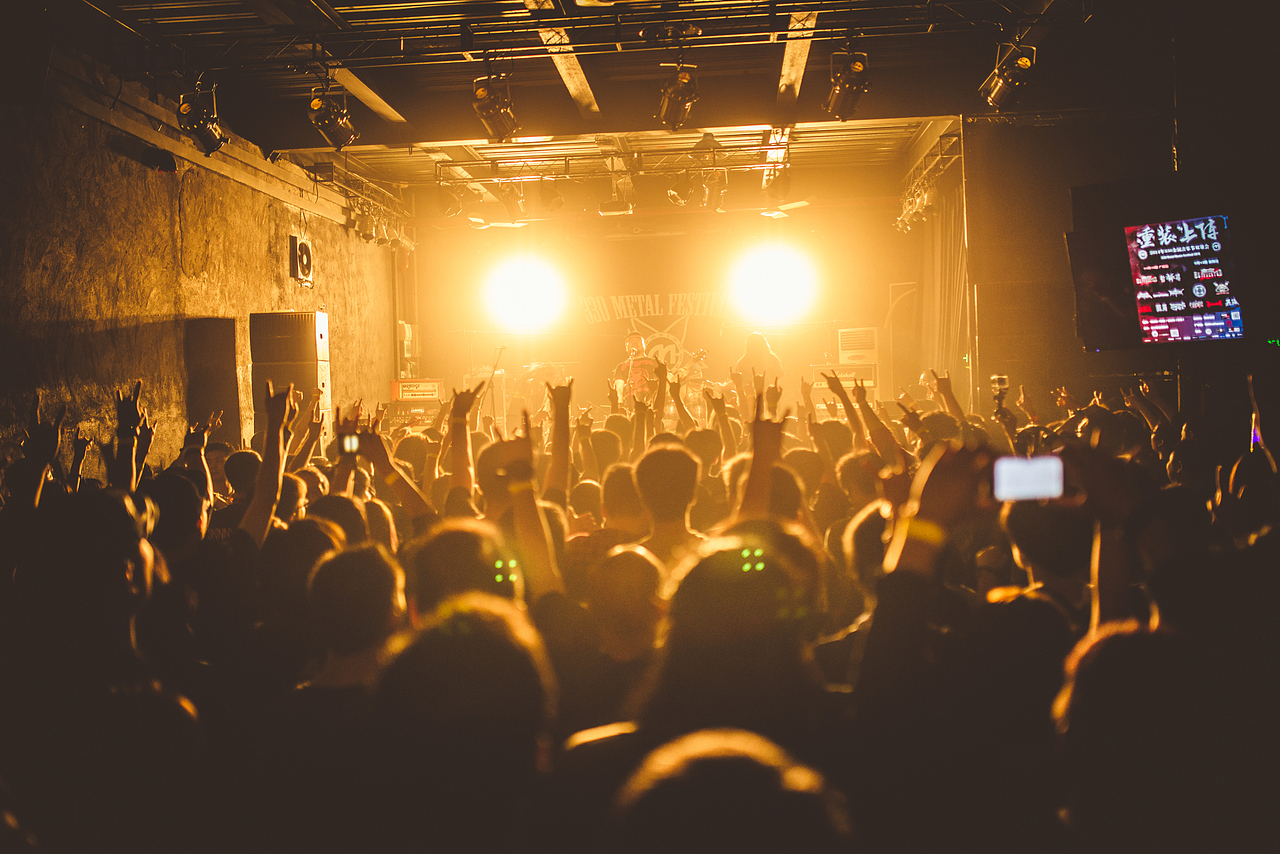 330金属音乐节广州站（图ZMjE4MTU1MjQ=） - 人像摄影 - 站酷设计师凹凸蜀黍原创素材 - 站酷ZCOOL