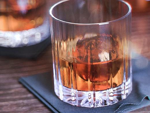 【C4d】VDB玻璃杯