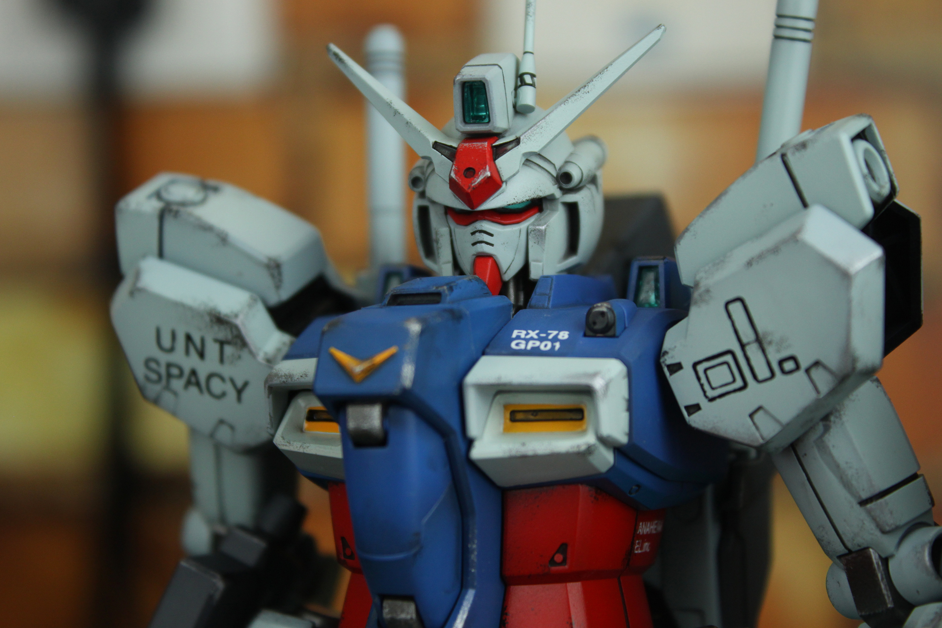 高达模型 mg gp01 旧化