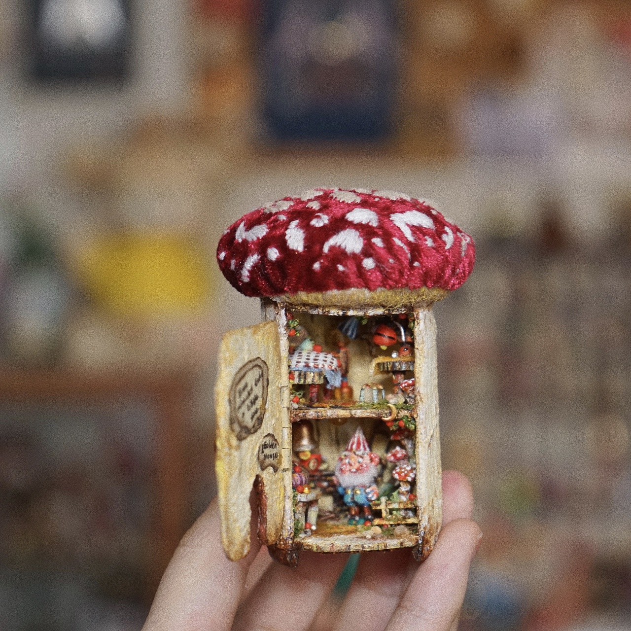 用印章盒改造的微缩小屋