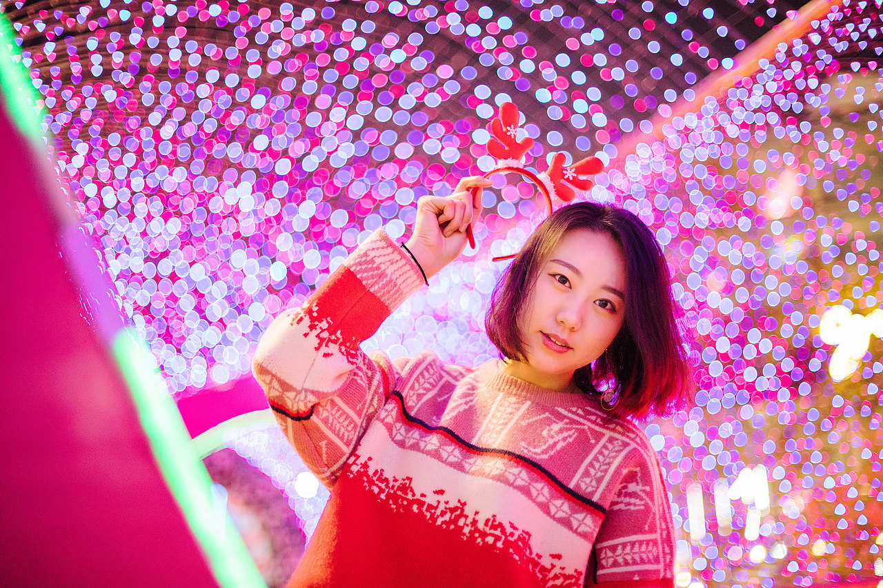 斑斓灯火（图ZMTAwOTQ1Mjgw） - 人像摄影 - 站酷设计师欧小哥原创素材 - 站酷ZCOOL