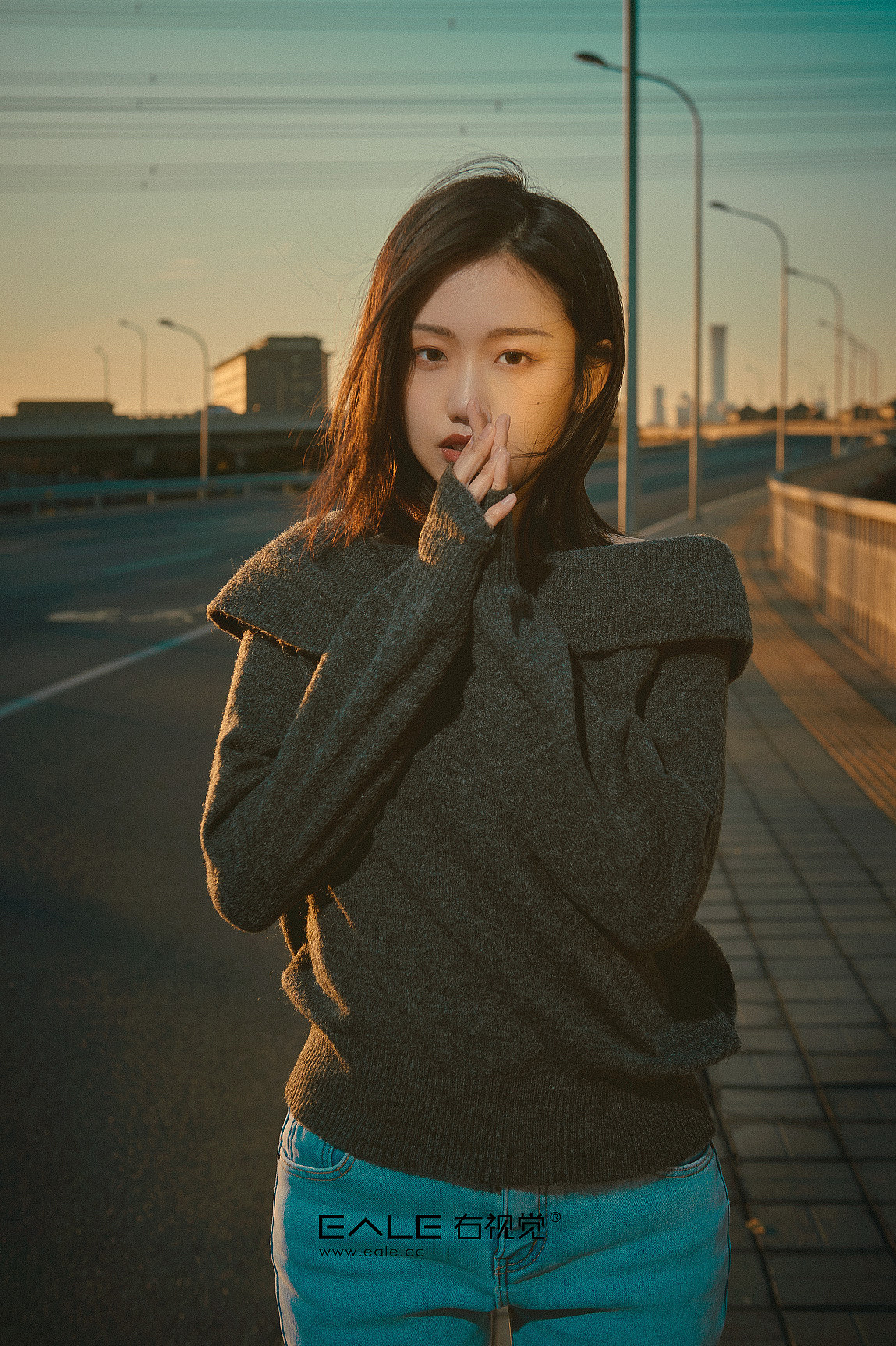 夕阳漫游（图ZMjQwNzkyMTUy） - 人像摄影 - 站酷设计师ealestudio原创素材 - 站酷ZCOOL