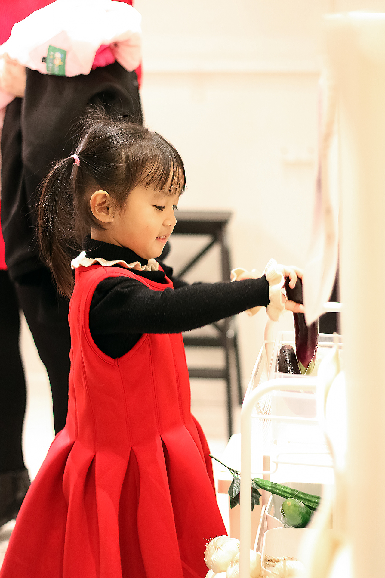 宜家行之天真无邪小美女