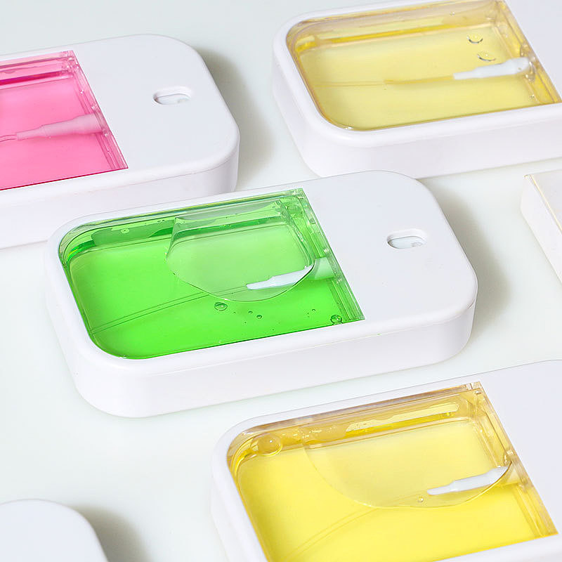 卡片喷雾瓶，尝试闪光灯拍摄（图ZMjY4MjI0MTQw） - 产品摄影 - 站酷设计师恐龙姐姐原创素材 - 站酷ZCOOL