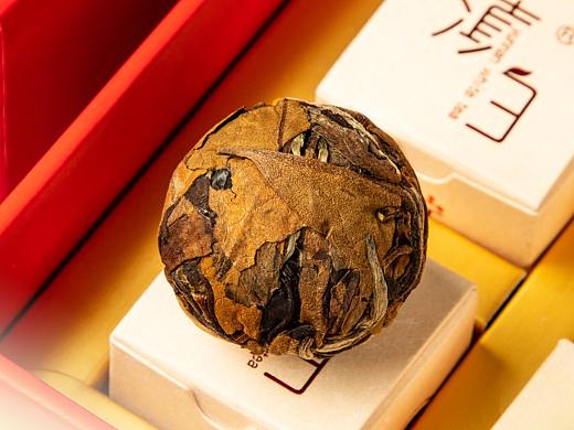 滇白茶业《贮月》精制古树白茶龙珠