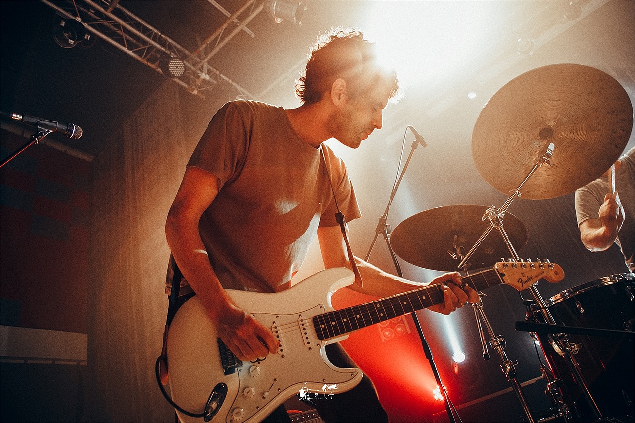 2018年 - 现场音乐LIVE演出 记录回顾（图ZMTQzMTUxMDk2） - 人像摄影 - 站酷设计师乐与饵原创素材 - 站酷ZCOOL